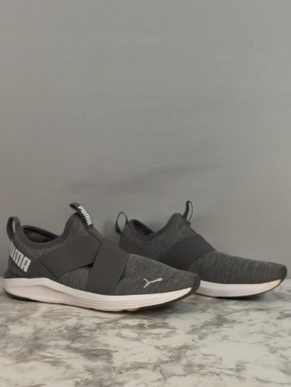 PUMA Women's Better Foam Prowl Slip-On Knit  Elastic Straps Sneakers Size 7.5